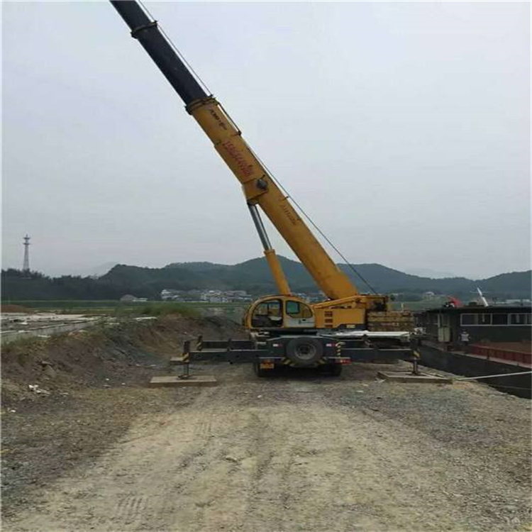 龙口重型吊车租赁费用